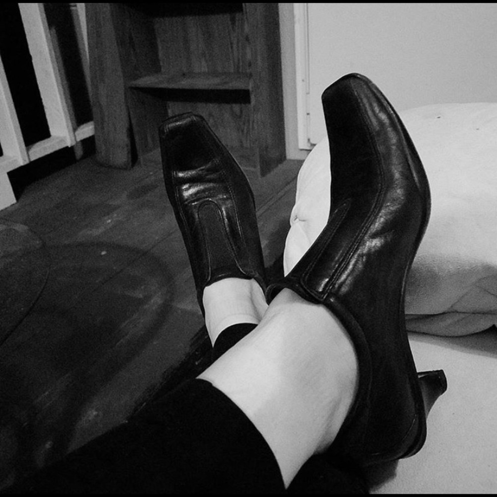 Prada kitten heels 37